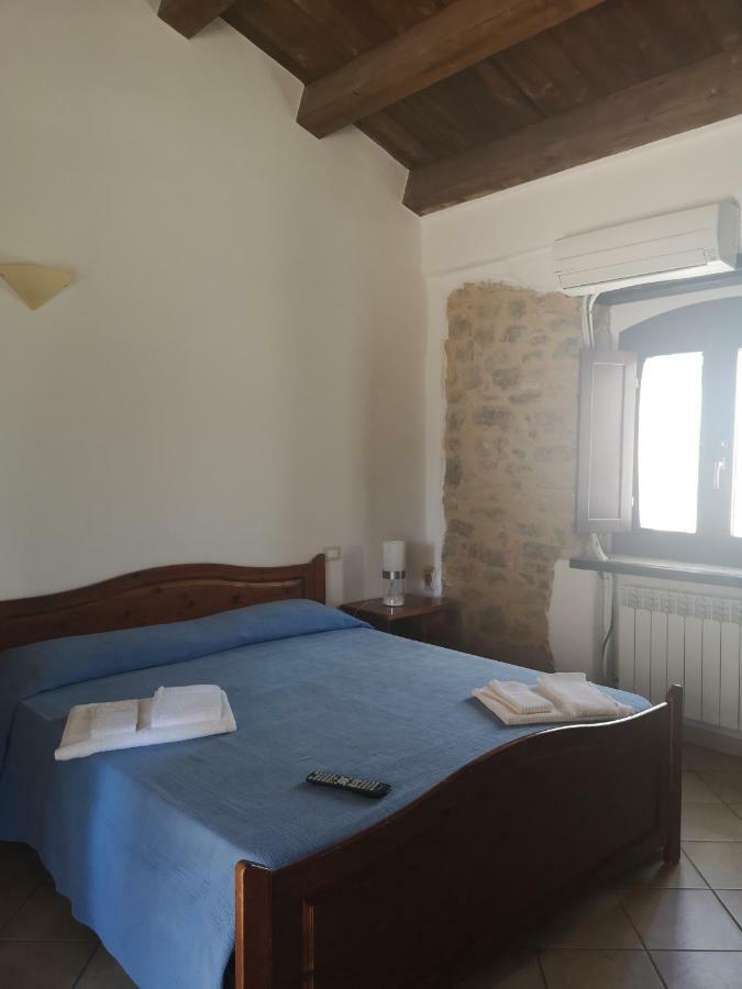 Вилла Sperone Agriturismo Assoro Экстерьер фото