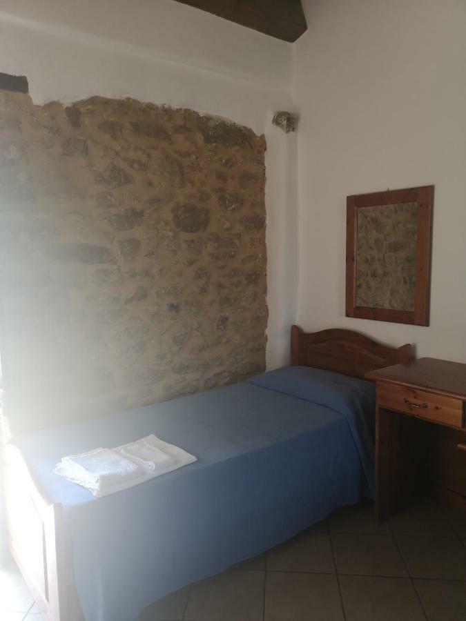 Вилла Sperone Agriturismo Assoro Экстерьер фото
